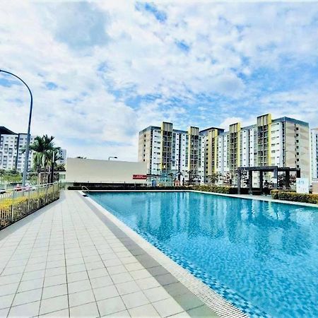 Setia Alam Islamic Homestay Shah Alam Bagian luar foto