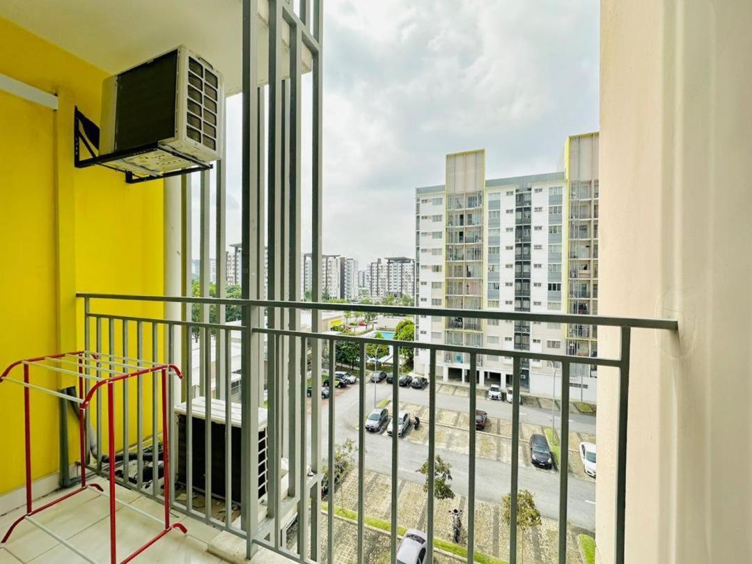 Setia Alam Islamic Homestay Shah Alam Bagian luar foto
